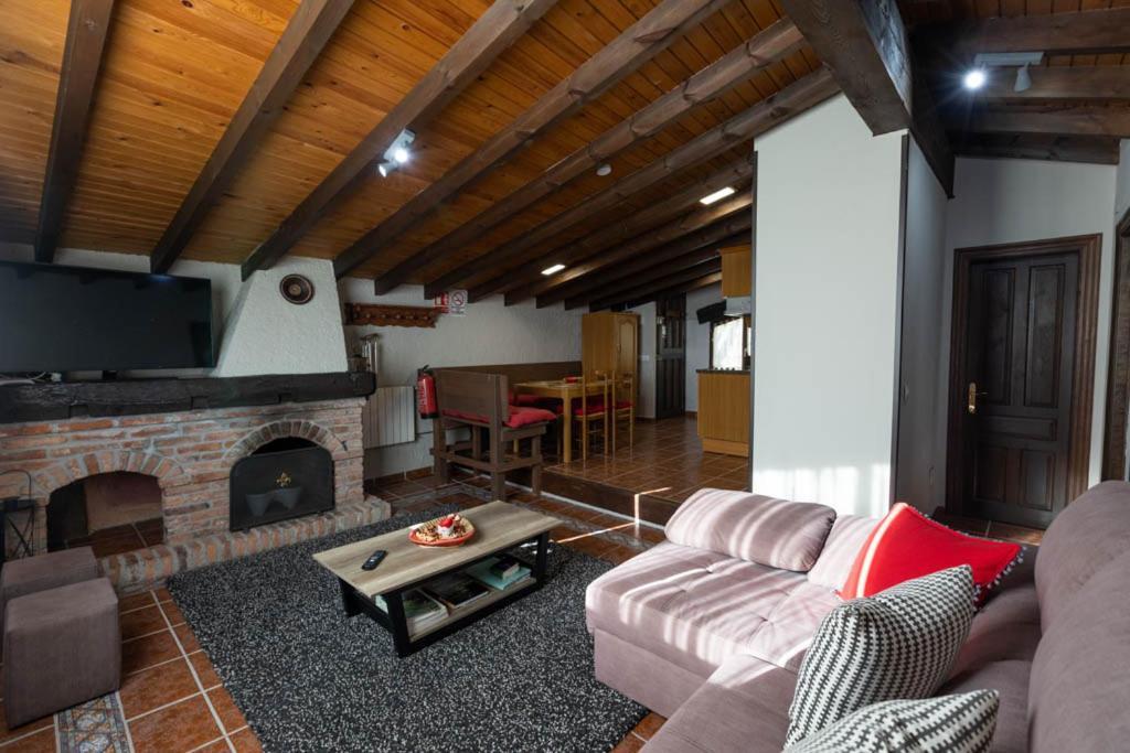 Nieda Apartamentos El Coritu מראה חיצוני תמונה