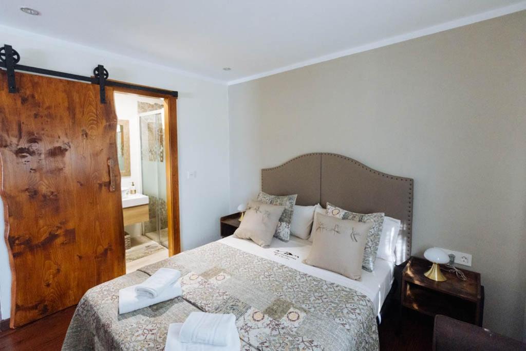 Nieda Apartamentos El Coritu מראה חיצוני תמונה